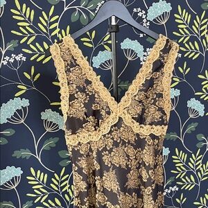 Elegant Black and Gold Lace Dress Size L